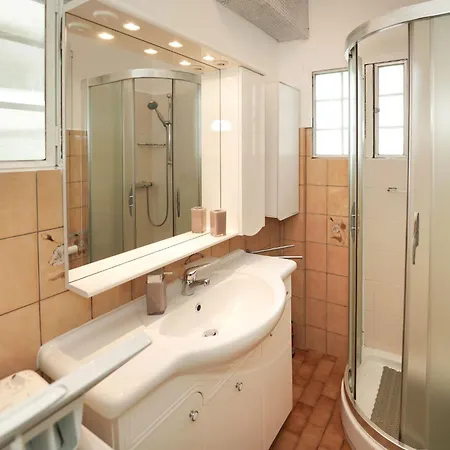 公寓 Colombaio By Interhome